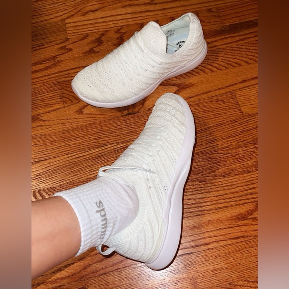 APL Techloom Wave - Women’s Sneaker - Picture 3 of 6